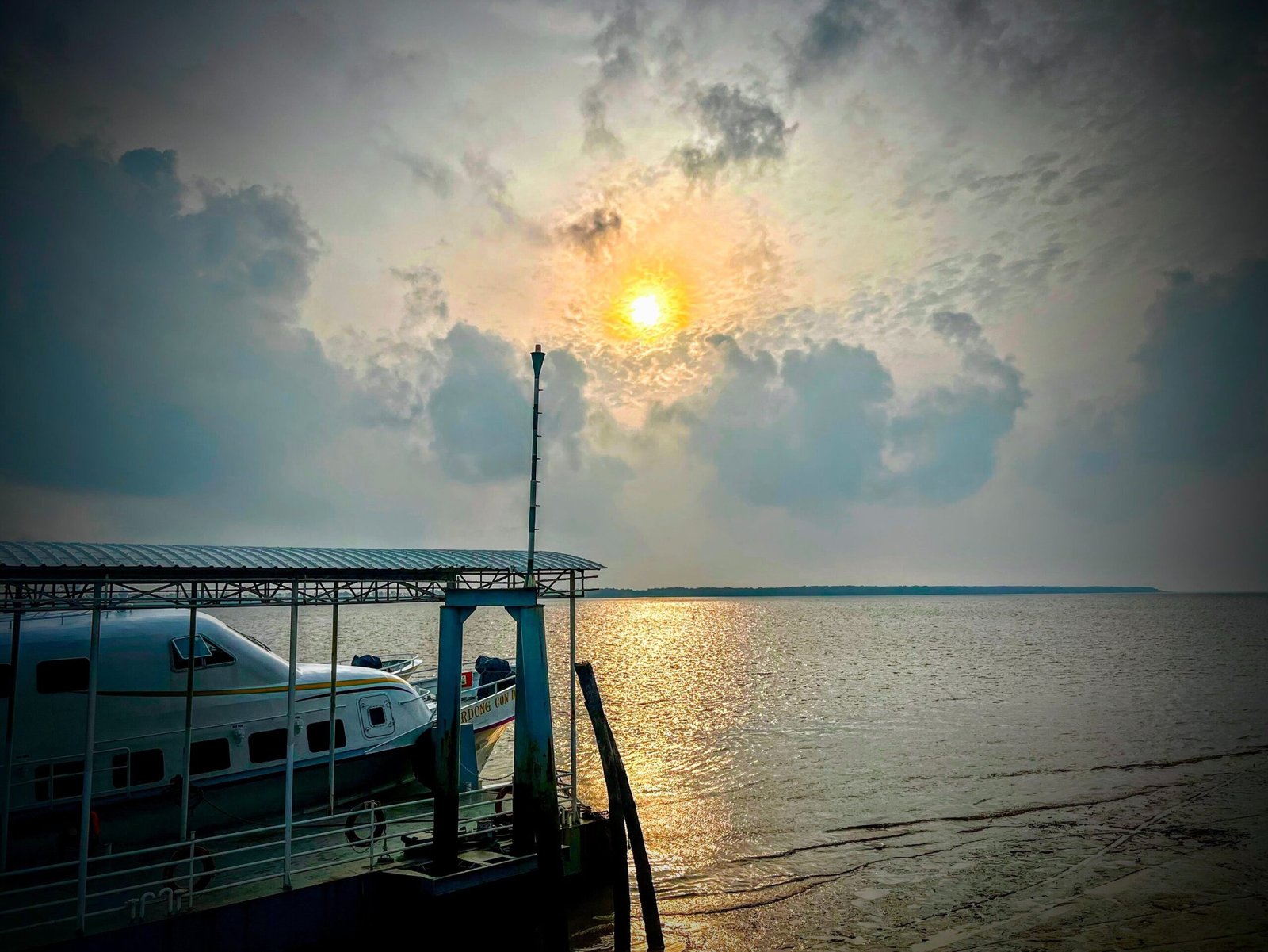 SuperDong ferry, Trand De port. SocTrang